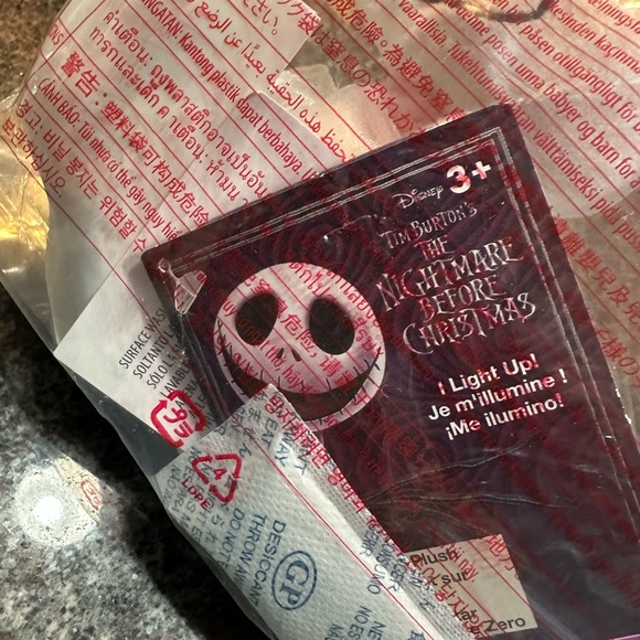 NWT Zero Magnetic Shoulder Light-Up Plush - Picture 5 of 5